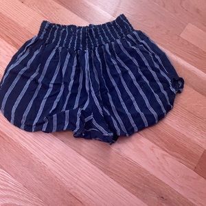 navy blue striped women’s xs shorts